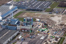 Construction de la nouvelle centrale électrique à gaz et hydrogène de l'usine de papier Palm GmbH & Co. KG dans la zone industrielle de Wörth-Oberwald à Wörth am Rhein dans le département Rhénanie-Palatinat, Allemagne vue d'en haut