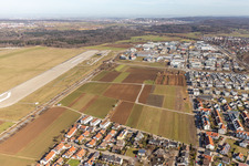 Vue aérienne de Piste de la Bundeswehr à Renningen dans le département Bade-Wurtemberg, Allemagne
