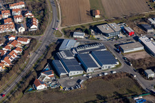Vue aérienne de Centre commercial Adolf Würth GmbH en Maudach à le quartier Maudach in Ludwigshafen am Rhein dans le département Rhénanie-Palatinat, Allemagne