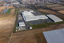 Vue aérienne de Site de l'usine de construction automobile de Joseph Voegele AG à le quartier Rheingönheim in Ludwigshafen am Rhein dans le département Rhénanie-Palatinat, Allemagne