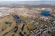 Quartier Rheinau in Mannheim dans le département Bade-Wurtemberg, Allemagne d'un drone