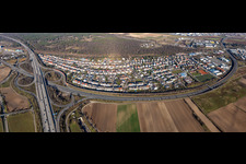 Vue aérienne de Zone d'implantation et infrastructures dans le district de Hirschacker à Schwetzingen dans le département Bade-Wurtemberg, Allemagne