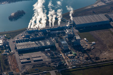 Vue aérienne de Locaux de l'usine de papier Palm GmbH & Co. KG | Usine Wörth am Rhein avec halls, bâtiments d'entreprise et installations de production à Wörth am Rhein dans le département Rhénanie-Palatinat, Allemagne
