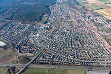Rülzheim dans le département Rhénanie-Palatinat, Allemagne vue d'en haut