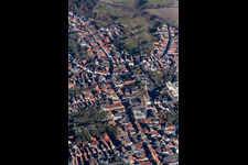 Vue aérienne de Rue du milieu à Rülzheim dans le département Rhénanie-Palatinat, Allemagne