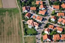 Vue aérienne de Bague Poméranie à le quartier Offenbach in Offenbach an der Queich dans le département Rhénanie-Palatinat, Allemagne
