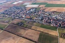 Quartier Niederlustadt in Lustadt dans le département Rhénanie-Palatinat, Allemagne d'en haut