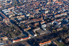 Vue aérienne de Hirschgraben à Adenauerpark à Speyer dans le département Rhénanie-Palatinat, Allemagne