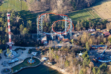 Vue d'oiseau de Parc de vacances pendant les vacances d'hiver et de corona à Haßloch dans le département Rhénanie-Palatinat, Allemagne