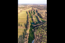 Vue aérienne de Golf Club Palatinat à le quartier Geinsheim in Neustadt an der Weinstraße dans le département Rhénanie-Palatinat, Allemagne