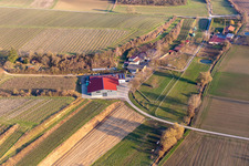RANCH à le quartier Herxheim in Herxheim bei Landau dans le département Rhénanie-Palatinat, Allemagne d'en haut