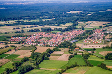Enregistrement par drone de Altdorf dans le département Rhénanie-Palatinat, Allemagne