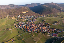 Enregistrement par drone de Frankweiler dans le département Rhénanie-Palatinat, Allemagne