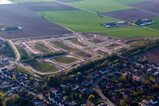 Vue aérienne de Nouvelle zone de développement K2 à Kandel dans le département Rhénanie-Palatinat, Allemagne