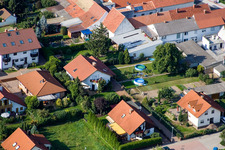 Photographie aérienne de Rue Albert Einstein à Haßloch dans le département Rhénanie-Palatinat, Allemagne