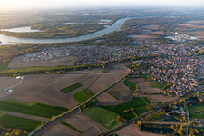 Drusenheim dans le département Bas Rhin, France depuis l'avion