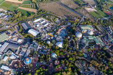 Eurosat CanCan Coaster fermé en raison du confinement lié au Corona au parc d'attractions Europa-Park à Rust dans le département Bade-Wurtemberg, Allemagne d'en haut