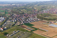 Vue aérienne de Eichstetten am Kaiserstuhl dans le département Bade-Wurtemberg, Allemagne