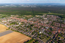 Kandel dans le département Rhénanie-Palatinat, Allemagne depuis l'avion
