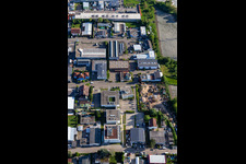 Vue oblique de Fondation du centre informatique de l'Église à le quartier Eggenstein in Eggenstein-Leopoldshafen dans le département Bade-Wurtemberg, Allemagne