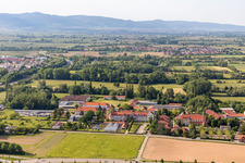 Vue aérienne de Centre de soutien Caritas Saint-Laurent et Paul, Bureau de la jeunesse de Saint-Joseph à Landau in der Pfalz dans le département Rhénanie-Palatinat, Allemagne