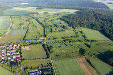 Vue aérienne de Golf Club Schweinfurt eV à le quartier Löffelsterz in Schonungen dans le département Bavière, Allemagne