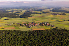 Photographie aérienne de Quartier Ebertshausen in Üchtelhausen dans le département Bavière, Allemagne