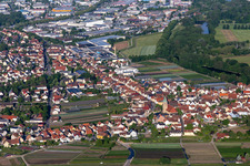 Vue oblique de Sennfeld dans le département Bavière, Allemagne
