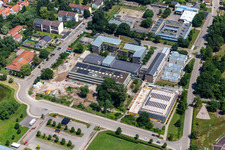 Vue aérienne de École secondaire polyvalente intégrée plus Kandel à Kandel dans le département Rhénanie-Palatinat, Allemagne