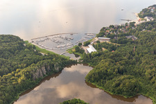 Vue aérienne de Marina FSC, Flensburg Sailing Club eV, DHH École hanséatique de yacht et de voile Glücksburg à le quartier Sandwig in Glücksburg dans le département Schleswig-Holstein, Allemagne