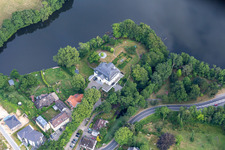 Vue aérienne de Villa de luxe - établissement de maisons unifamiliales sur la Herzplatz de Glücksburg à Glücksburg dans le département Schleswig-Holstein, Allemagne