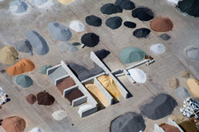 Photographie aérienne de Gartenkies, Badische Terrazzo Handelsgesellschaft mbH Huttenheimer Landstrasse 2-6 à le quartier Neudorf in Graben-Neudorf dans le département Bade-Wurtemberg, Allemagne