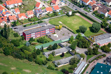 Vue aérienne de École communautaire Waghäusel à le quartier Wiesental in Waghäusel dans le département Bade-Wurtemberg, Allemagne