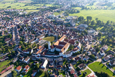 Vue aérienne de Clinique du Château Bad Buchau à Bad Buchau dans le département Bade-Wurtemberg, Allemagne