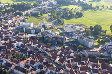 Vue aérienne de Thermes d'Adelindis Bad Buchau à Bad Buchau dans le département Bade-Wurtemberg, Allemagne