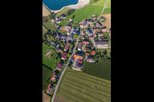 Vue aérienne de Quartier Sattenbeuren in Bad Schussenried dans le département Bade-Wurtemberg, Allemagne