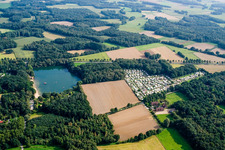 Vue aérienne de Amis du camping Kerken eV à le quartier Eyll in Kerken dans le département Rhénanie du Nord-Westphalie, Allemagne