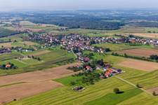 Vue aérienne de Quartier Niedersweiler in Wolpertswende dans le département Bade-Wurtemberg, Allemagne