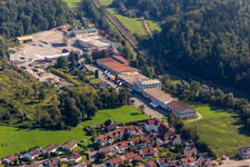 Vue aérienne de Fabrikstr à le quartier Mochenwangen in Wolpertswende dans le département Bade-Wurtemberg, Allemagne