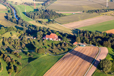 Vue aérienne de Domaine d'État de Landauhof à le quartier Binzwangen in Ertingen dans le département Bade-Wurtemberg, Allemagne
