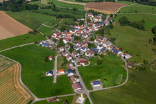 Vue aérienne de Quartier Dürrenwaldstetten in Langenenslingen dans le département Bade-Wurtemberg, Allemagne