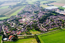 Vue aérienne de De Hamert dans le département Limbourg, Pays-Bas