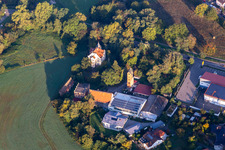 Vue aérienne de Usine de panneaux d'e-mail Karl Müller, propriétaire Markus Schmitt eK à Bellheim dans le département Rhénanie-Palatinat, Allemagne