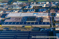 Vue aérienne de Zone industrielle Interpark avec nouveau bâtiment pour K2 Verpackungen GmbH & Co. KG à le quartier Offenbach in Offenbach an der Queich dans le département Rhénanie-Palatinat, Allemagne