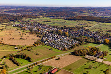 Vue aérienne de Quartier Auerbach in Karlsbad dans le département Bade-Wurtemberg, Allemagne