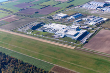 Vue aérienne de Sites de l'usine EDEKA Südwest Fleisch à l'aéroport à le quartier Silberstreifen in Rheinstetten dans le département Bade-Wurtemberg, Allemagne