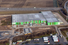 Vue aérienne de Nouvelle construction du Pfalzmarkt pour les fruits et légumes à Mutterstadt dans le département Rhénanie-Palatinat, Allemagne