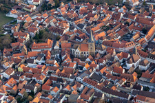 Freinsheim dans le département Rhénanie-Palatinat, Allemagne d'en haut