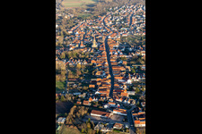Vue aérienne de Bellheim dans le département Rhénanie-Palatinat, Allemagne