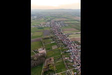 Freckenfeld dans le département Rhénanie-Palatinat, Allemagne vue du ciel